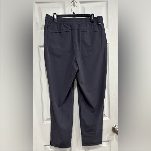 Patagonia Women's Large Fleetwith Pants Ink Black Polyester Spandex NWT - Picture 2 of 10
